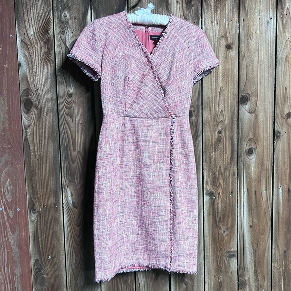 Banana Republic Dresses & Skirts - Banana Republic Pink Tweed Fringe Trim Surplice Faux Wrap With Slit Dress Sz 2